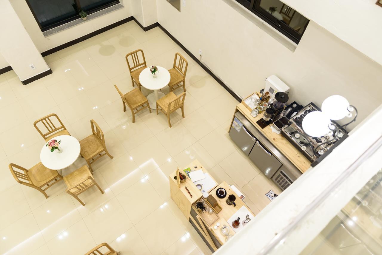 Rezion Hotel Сеогвипо Екстериор снимка